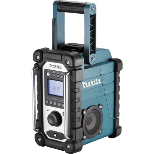 DMR116 14v-18v & 240v Radio - Makita